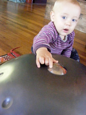 Cedar in his cutest wool/silk Engel shirt meeting Jesse's HANG